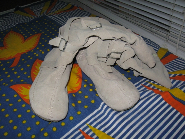 *** NEU ~ Stilvolle ~ Wadenhohe ~ Stiefel ***