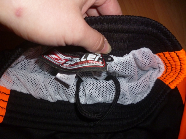 Saller Sporthose, Short, Trikothose, Fussballhose, Fußballshirt Gr.S, fällt eher wie XS aus