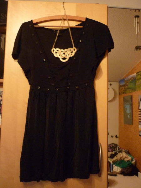 Kleid von Mango