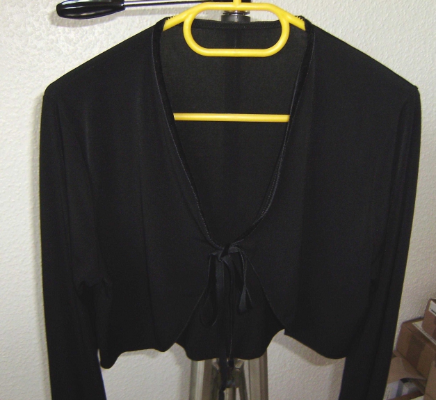 Bolero Jacke bzw. Jäckchen ca. Gr. 40 in schwarz
