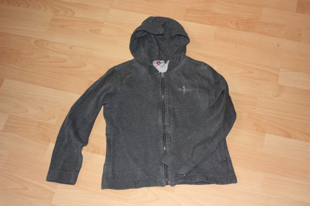 Strickjacke für Mädchen, Gr. 146/152 & rosa Schal