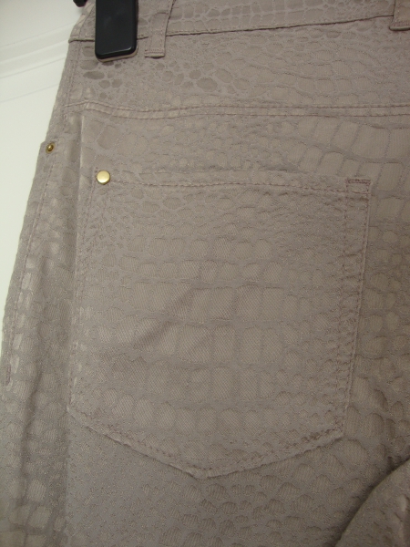 H&M Hose in Schlangenoptik