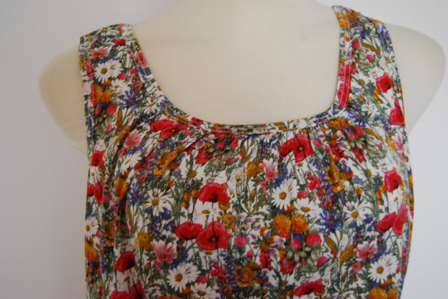 Vintage True   Blümchen  T-Shirt   Bluse  Trendi