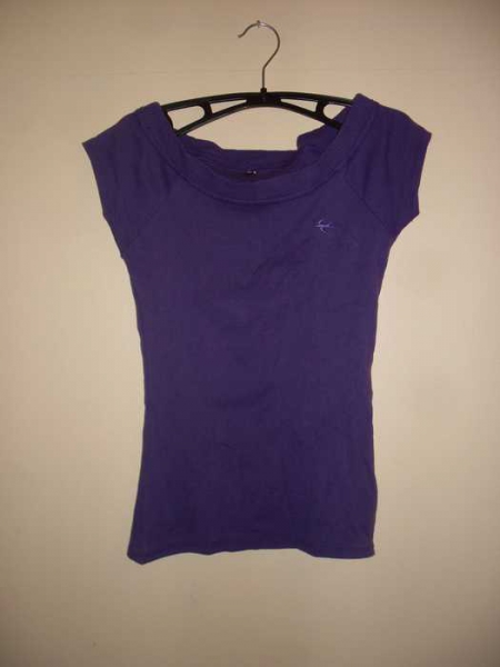 lila t-shirt