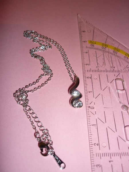 Silberne Kette mit Swarovski Elements Anhänger