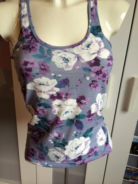 Top mit Blumen lila Flieder 