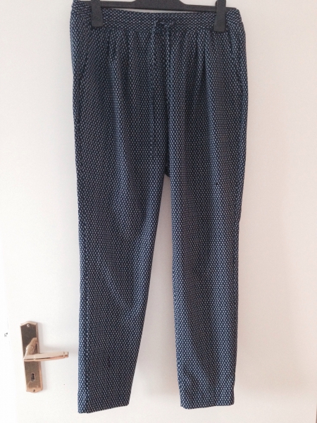 Loose Fit Hose 