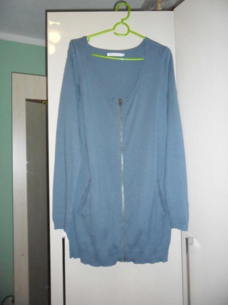 petrol farbende Strickjacke