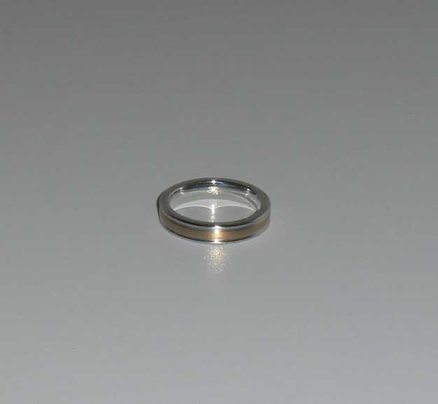 Schöner zweifarbiger Ring, Edelstahl 17,5 mm