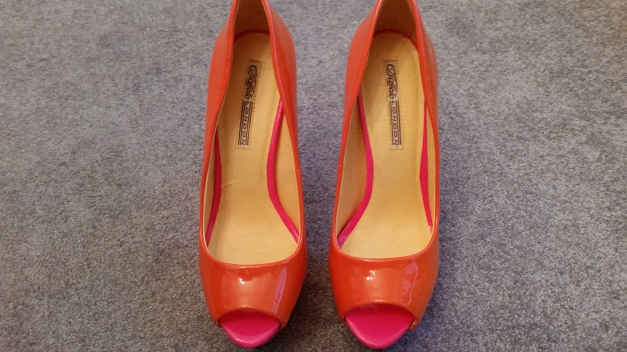  Orangene Pinke Buffalo Peeptoes