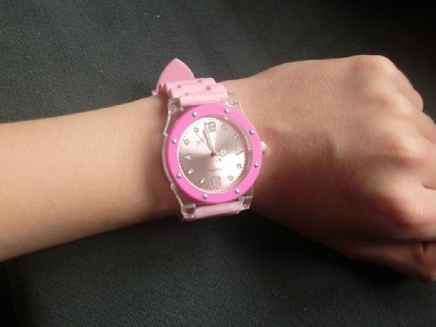 Uhr in rosa