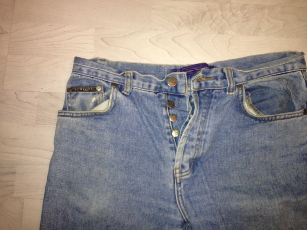 Maingott jeanshose mit Knöpfen