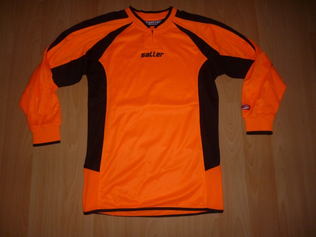 Saller Trikot, Sportshirt, Langarmtrikot, Fussballtrikot Gr. s, fällt eher wie XS aus