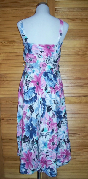 VINTAGE// Wadenlanges Trägerkleid mit Blumenprint im Boho-Style von *Jersey Josephine* Gr. 34/ 36