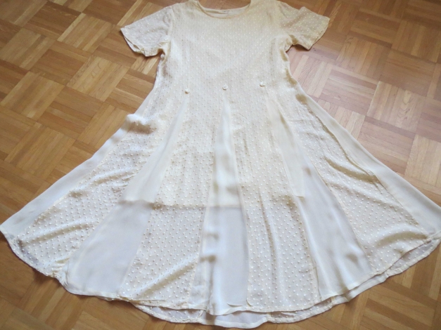 Sommerkleid, gelb, Gr.42/M, bestickt