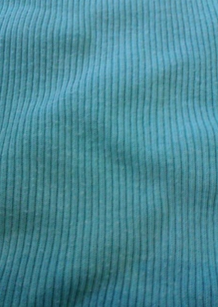 blaues t-shirt