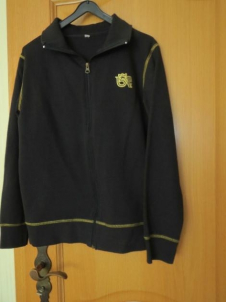 Trainingsjacke,schwarz, mit Reißverschluss