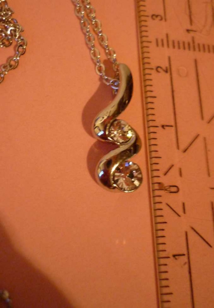 Silberne Kette mit Swarovski Elements Anhänger