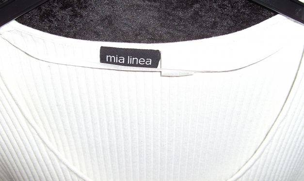 Weißer Longpullover