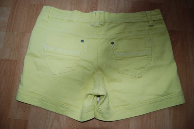 High-Waist Jeans- Shorts   Trendi