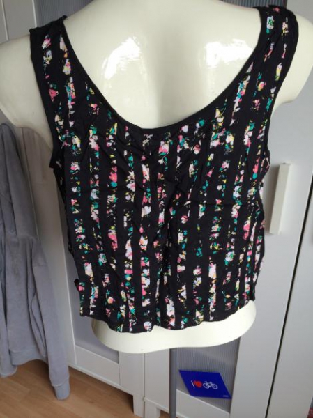 Bauchfreies Top