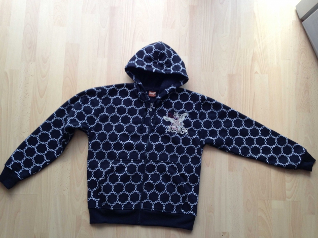 Sweater, Pulli, Hoddie, Kapuzenpulli