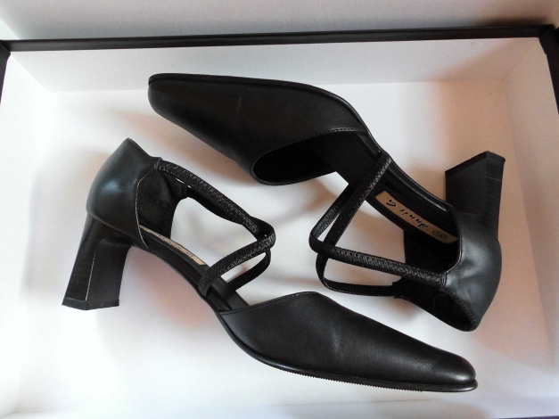 Pumps - wie neu Gr. 37