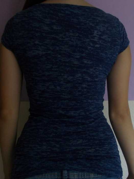 Shirt mit Aufdruck und Nieten