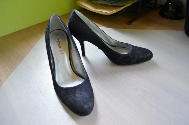 Schuhe mit Spitze