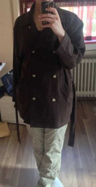 schöne dunkelbraune jacke