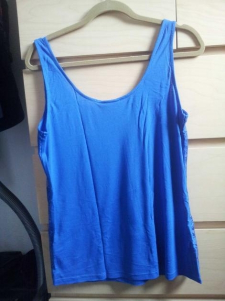 Knallblaues Tanktop mit Spitze gr. 44