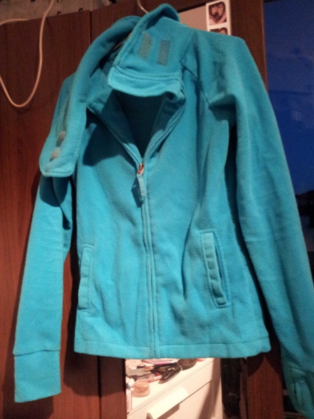 blaue Softshelljacke