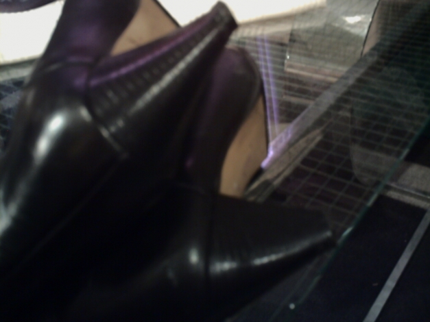 supi ausgefallene schwarze Wildleder Stiefel mit Gold-Applikation