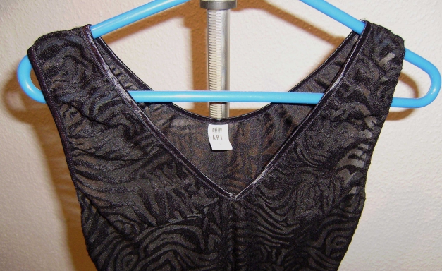 Ausgefallener Sting Body Ausbrenner von Body Art. Gr. 40 schwarz