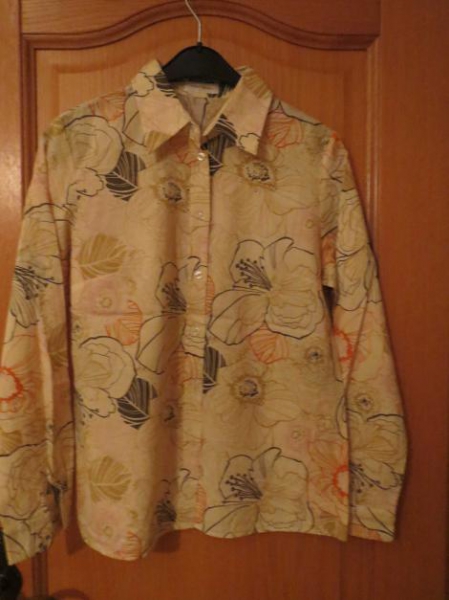 Bluse, florale Muster, sehr schön