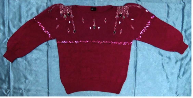 Pullover von Sixth Sense ( C&A ) mit Applikationen / Glitzerplättchen - lilarot - Größe 44/46