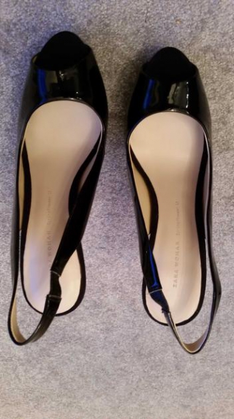  Zara Highheels in lackschwarz