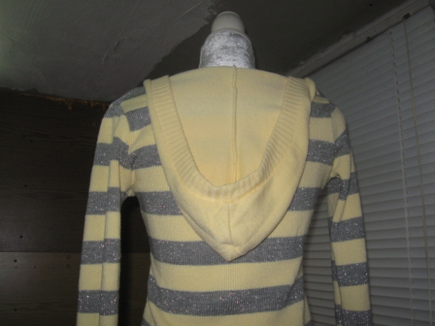 *** Kapuzenpullover ~ Gestreift ~ Silber ***