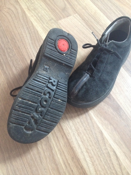 schwarze Kinderschuhe (32)