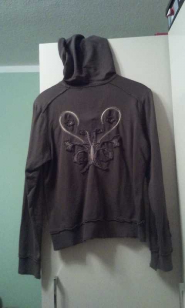 Braune Sweatshirtjacke Schmetterling