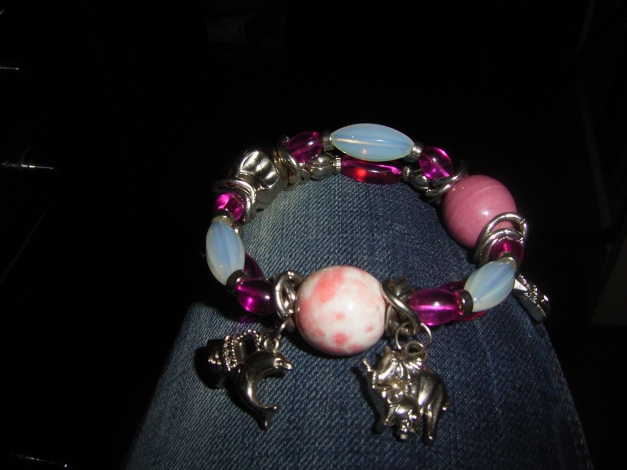 Bettelarmband  bunt  mit  9 Anhängern