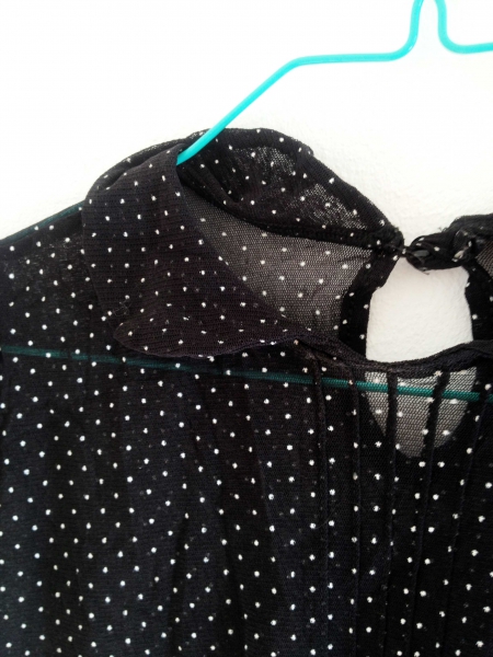 süßes Polka Dots Blusen Shirt mit Bubikragen!!!