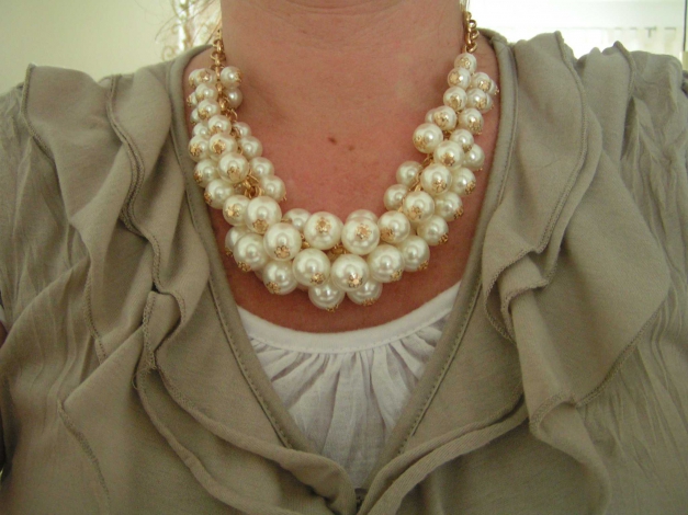 Elegante große Statement Blogger Perlen Kette Perlenkette Collier Gold