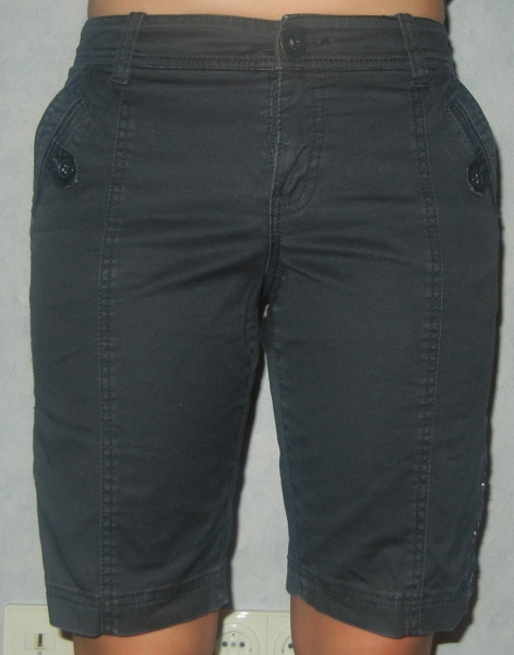 schwarze Bermuda