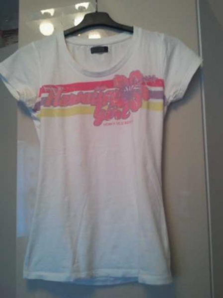 Weißes T-Shirt mit Schriftzug Hawaii