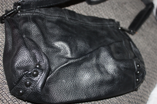 Schwarze Umhängetasche
