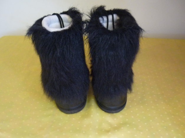 Moonboots - Yeti - Fell - Stiefel schwarz , Gr. 38/39