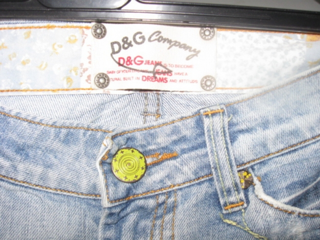 *** Wahnsinn ~ Capri ~ Jeans ~ Org.D&G *** 