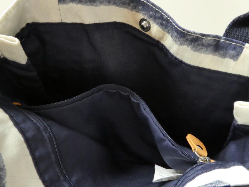 NEU – Esprit – kleine Tragetasche, gestreift in blau und weiß