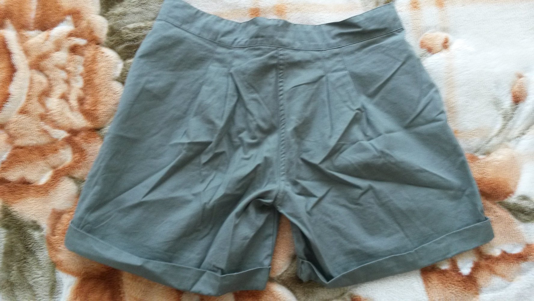 Kurze Sommerhose Peckott Hotpants